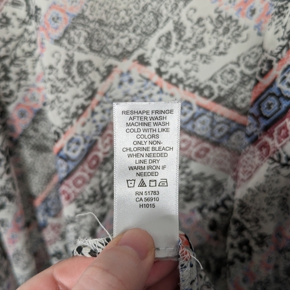 Maurices+ Fringed Hem Bohemian‎ Open Front Geometric Print Shawl Size 2/3 - Picture 6 of 6